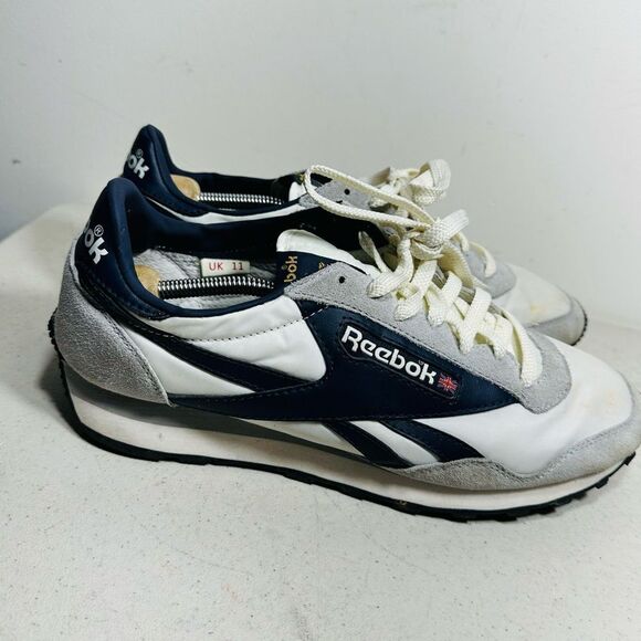 Mens Reebok Aztec II H04983 chalk/pure grey 3/vector navy Shoes Size 12 - Picture 2 of 8